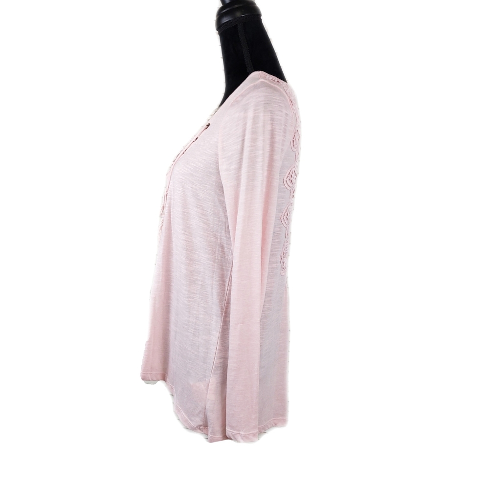 NWT Taylor & Sage Wmns M Boho Pink Tie Front Embroidered Back Top - Picture 3 of 6